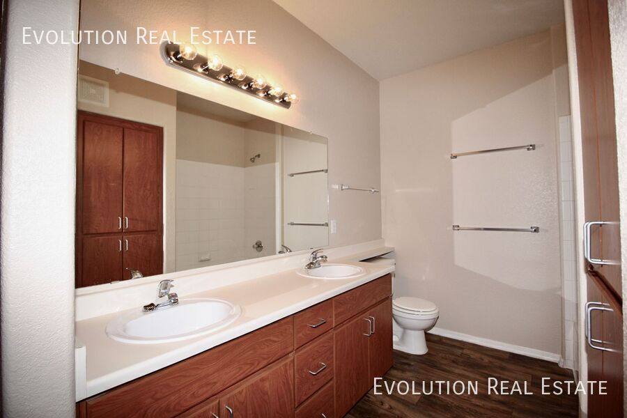 Condo for rent at 5302 E Van Buren #2047, Phoenix, AZ 85008