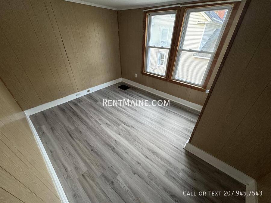 Apartment for rent at 101 Main Rd #3, Milford, ME 04461