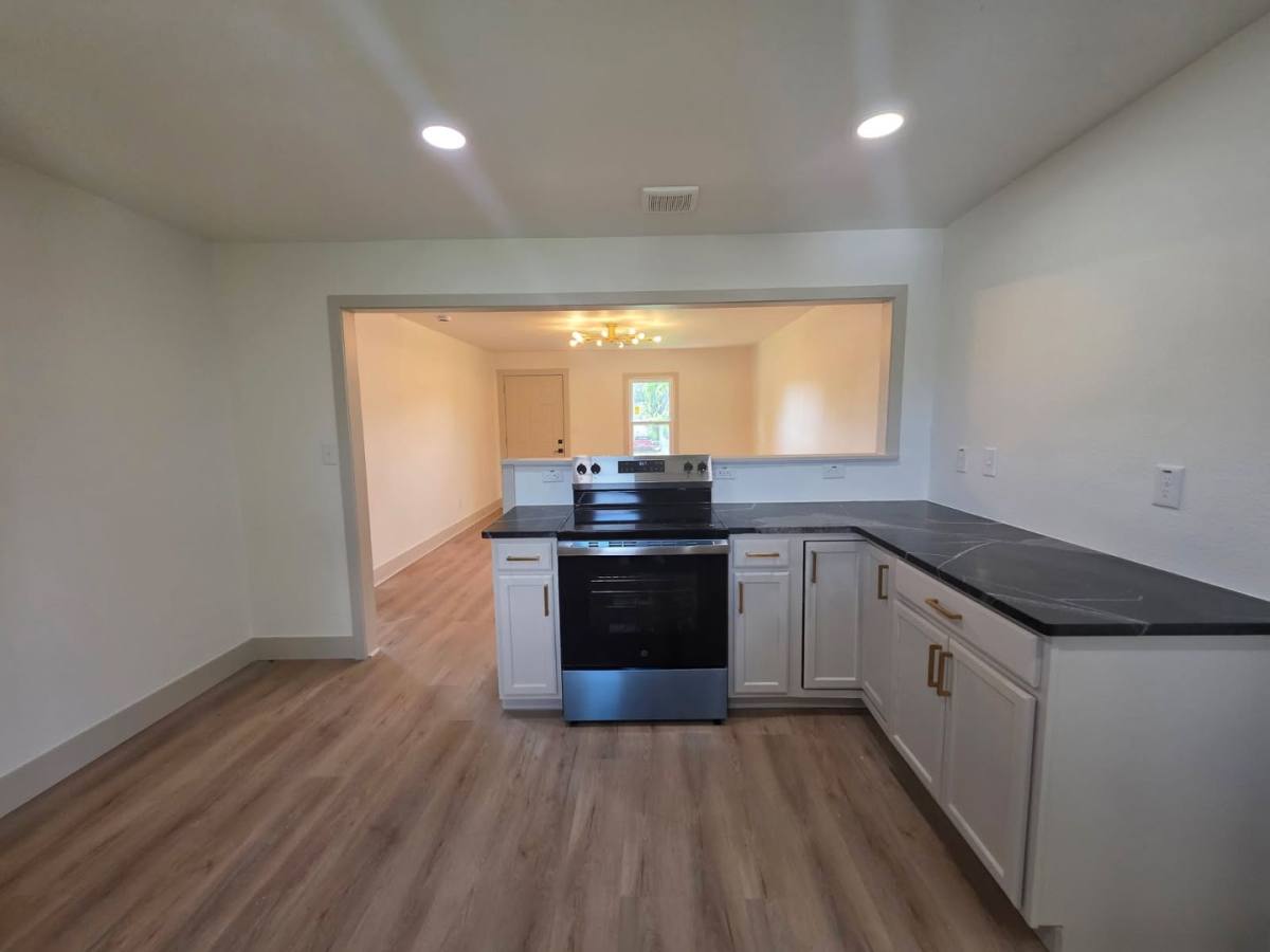 House for rent at 815 N Wilson Ave, Sand Springs, OK 74063