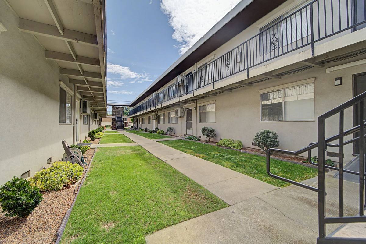 Apartment for rent at 500 King Ave, Yuba City, CA 95991