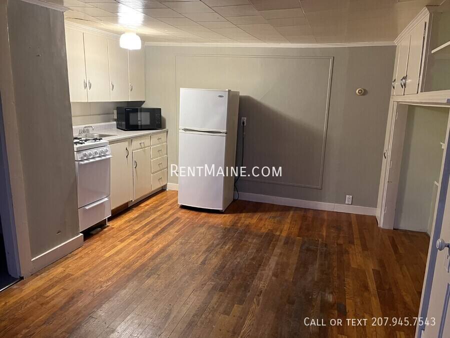 Apartment for rent at 200 Center St #3, Old Town, ME 04468