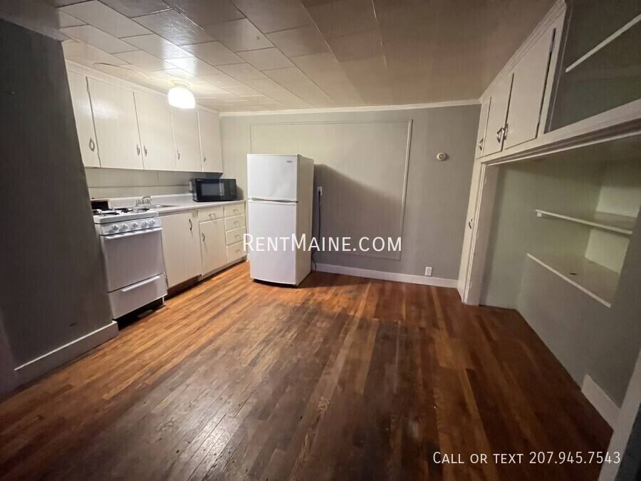 Apartment for rent at 200 Center St #3, Old Town, ME 04468