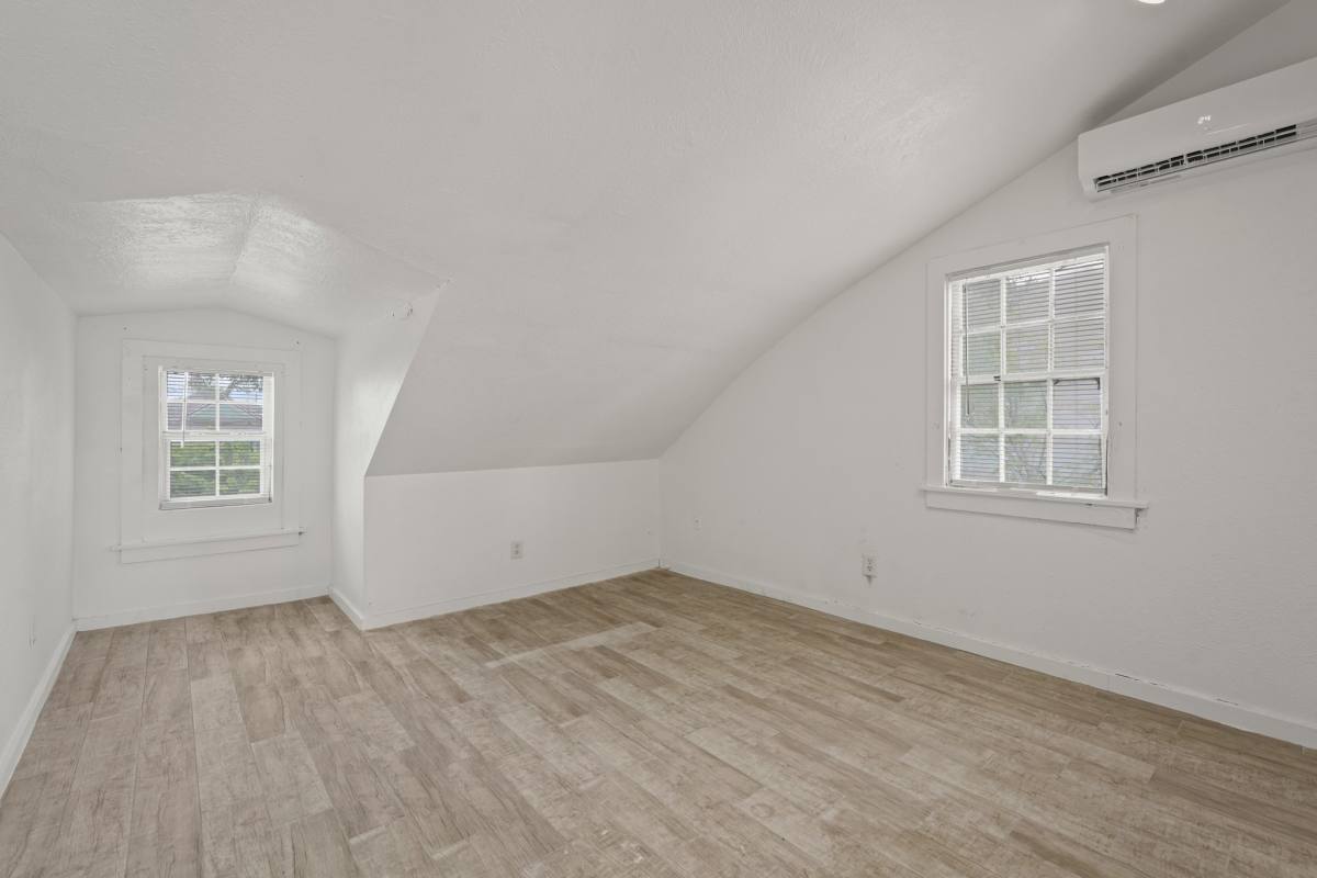Apartment for rent at 1415 Church St #1415A, Galveston, TX 77550