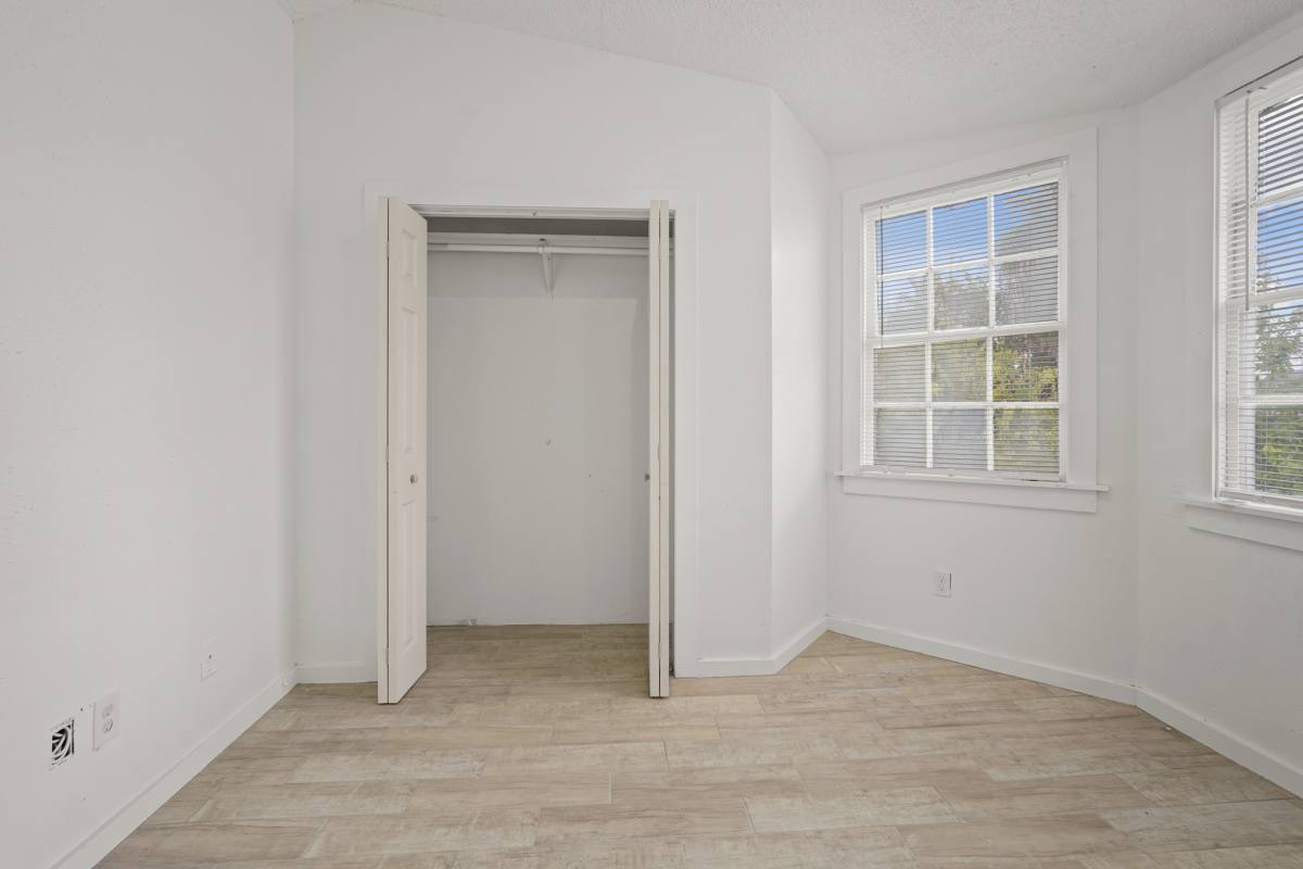 Apartment for rent at 1415 Church St #1415A, Galveston, TX 77550