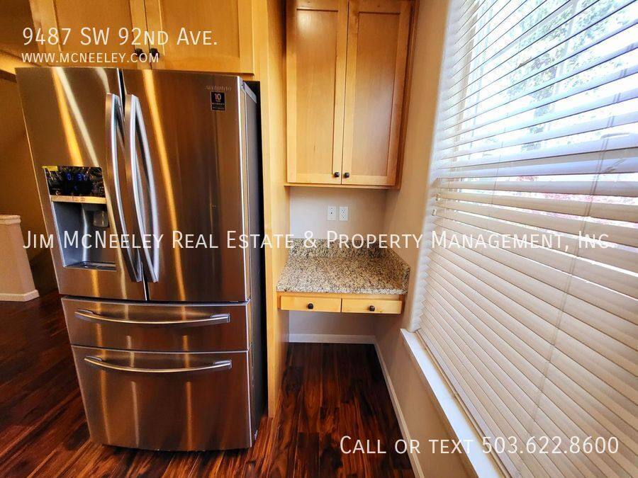 Townhouse for rent at 9487 SW 92nd Ave, Portland, OR 97223