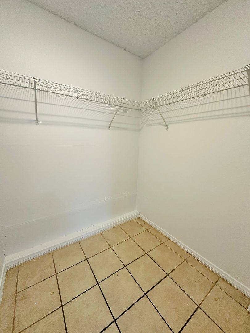 Apartment for rent at 3620 Ala Dr, Las Vegas, NV 89103