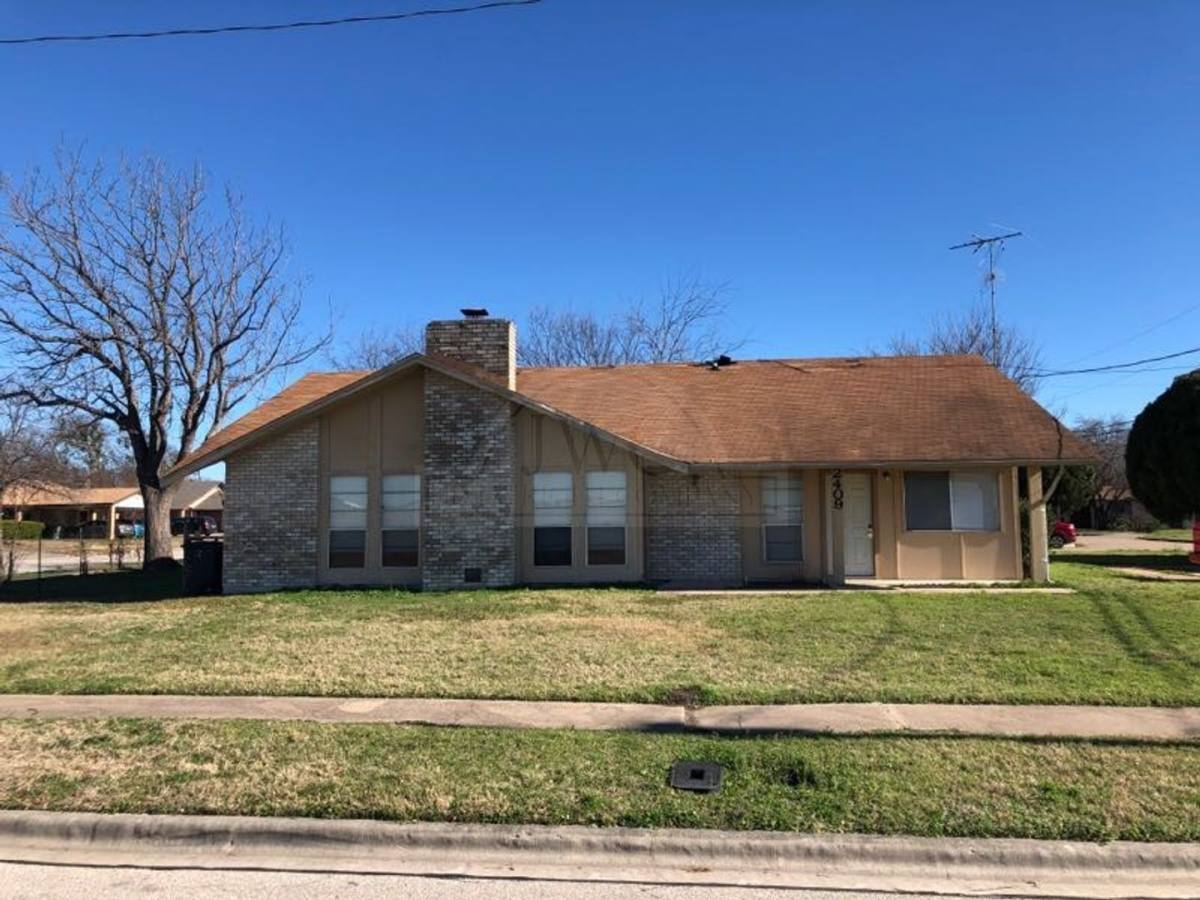 Townhouse for rent at 2409 Shoemaker Dr, Killeen, TX 76543