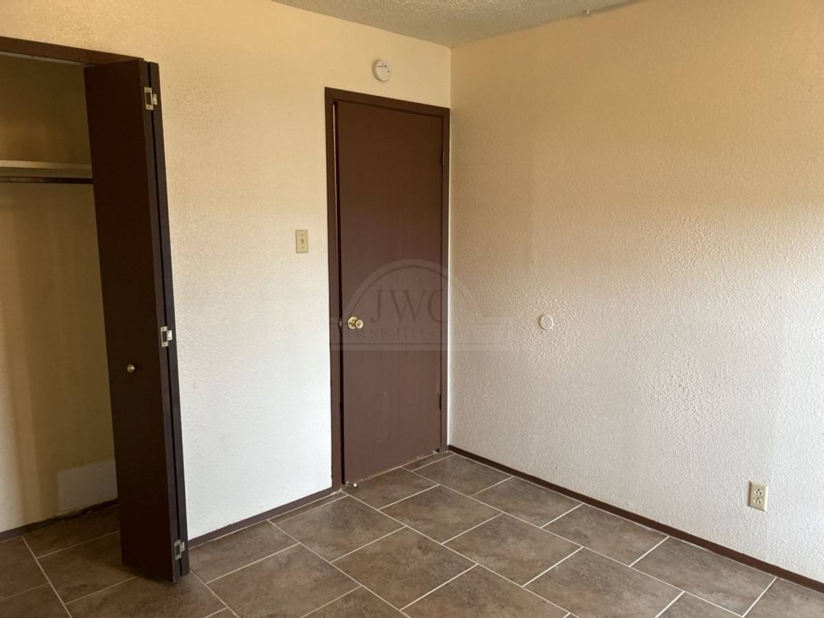 Townhouse for rent at 2409 Shoemaker Dr, Killeen, TX 76543