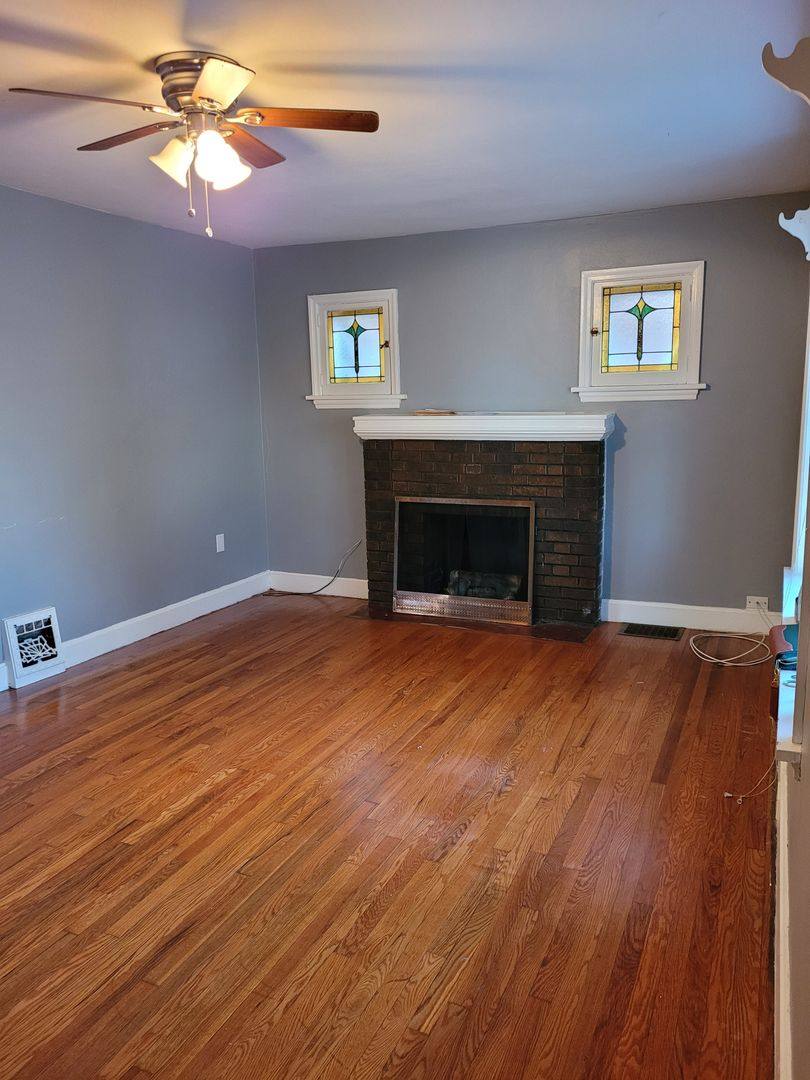 Apartment for rent at 4710 Eichelberger, Saint Louis, MO 63116