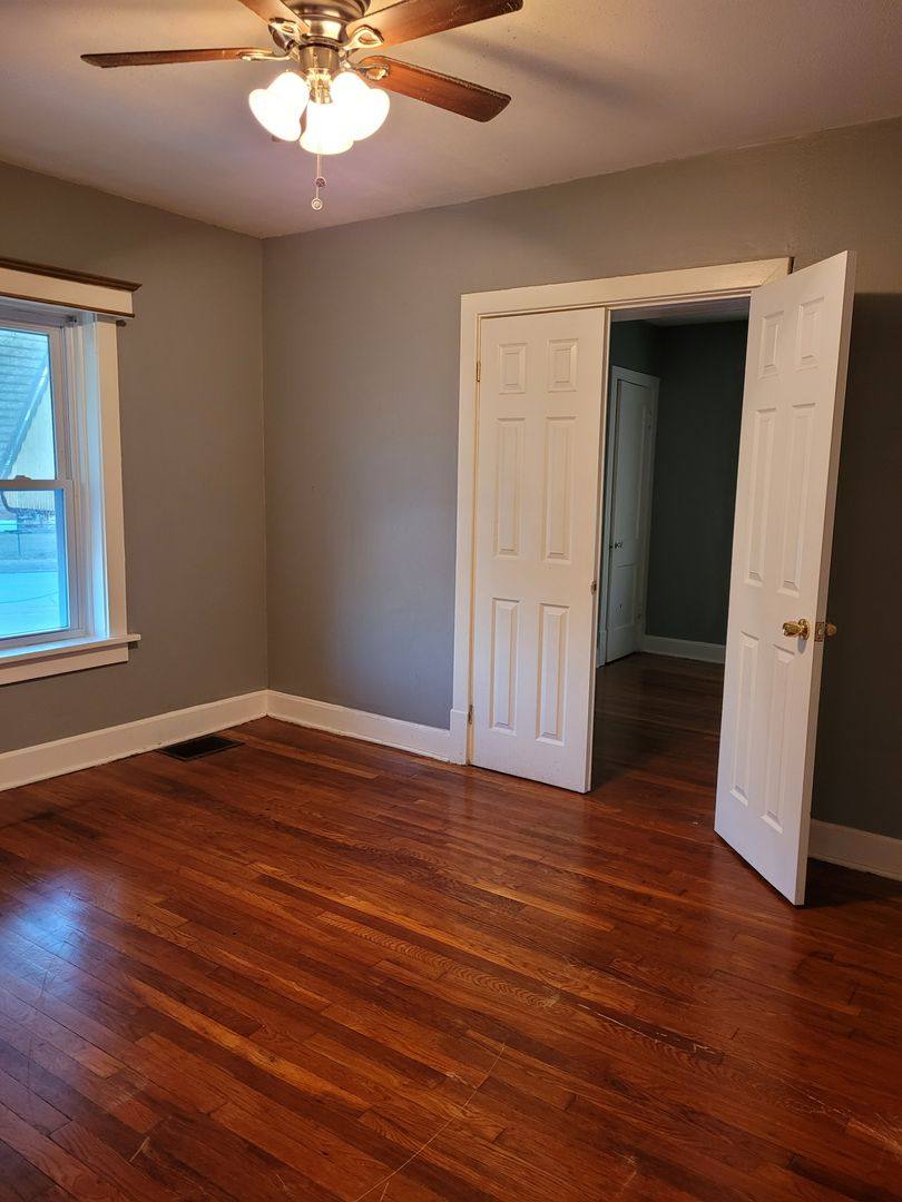 Apartment for rent at 4710 Eichelberger, Saint Louis, MO 63116