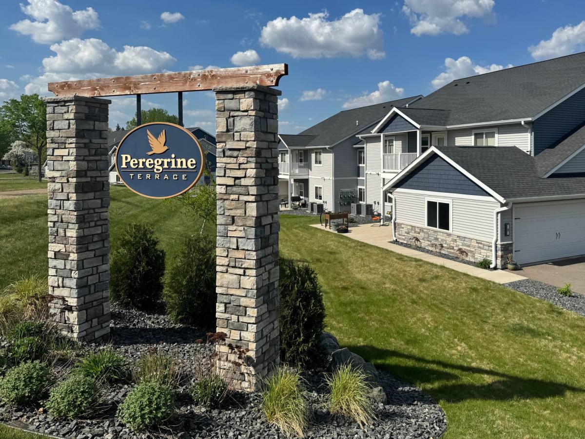 Apartment for rent at 752 Peregrine Circle, River Falls, WI 54022
