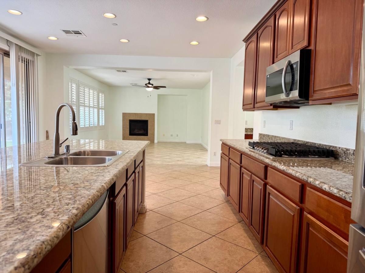 House for rent at 7873 Sleeping Lily Dr, Las Vegas, NV 89178