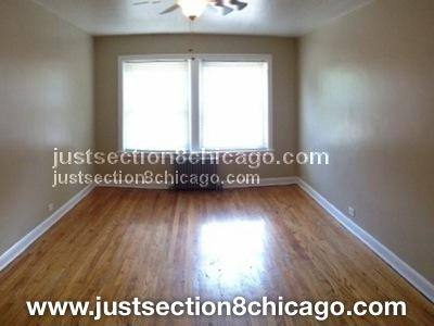 Apartment for rent at 4817 S King Dr #1F, Chicago, IL 60637