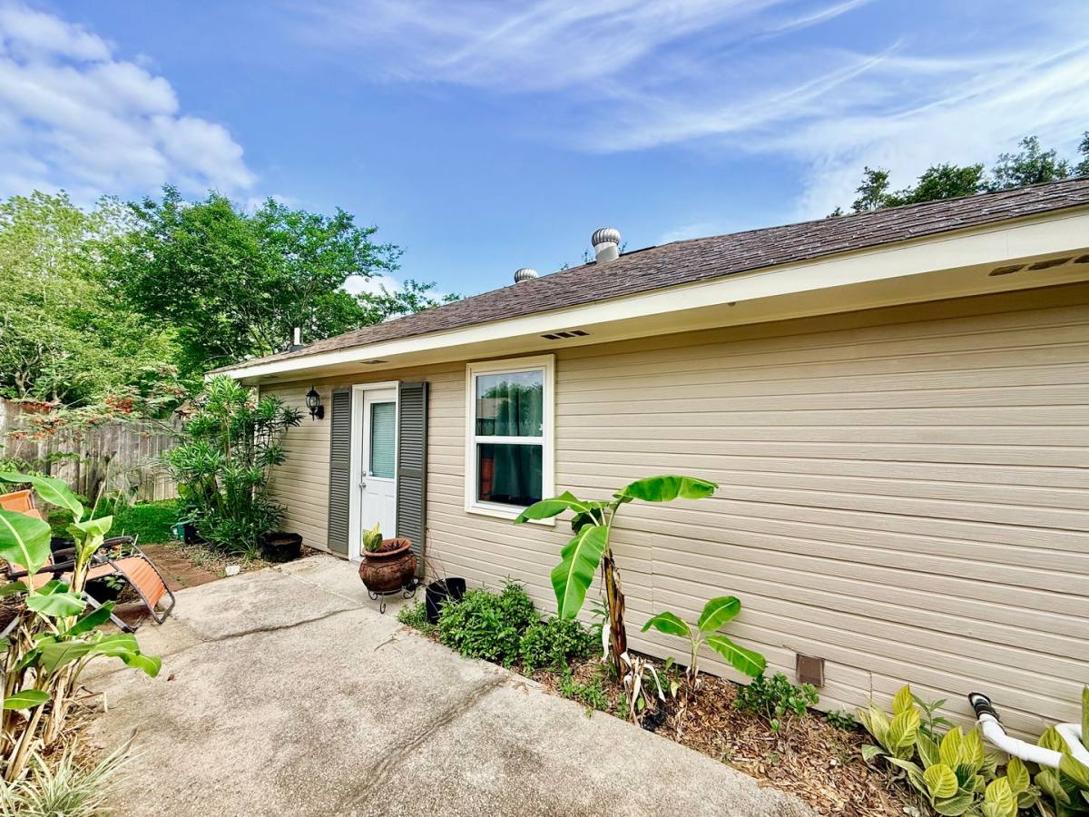 House for rent at 10942 Neale Fraser Dr, Baton Rouge, LA 70810
