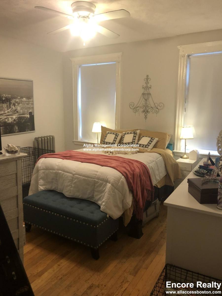 Apartment for rent at 10 Lothian Rd #12, Brighton, MA 02135