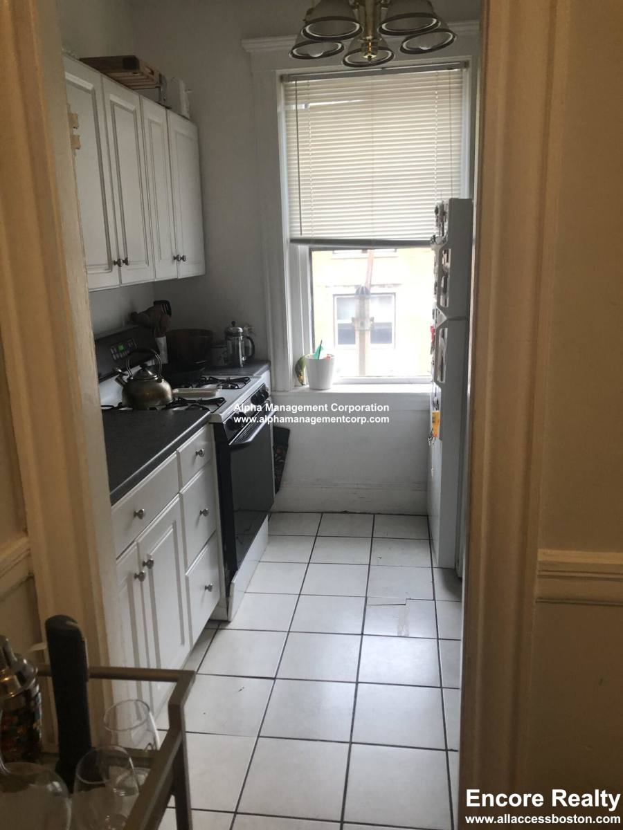 Apartment for rent at 10 Lothian Rd #12, Brighton, MA 02135