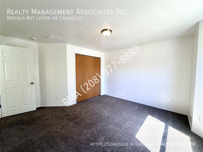 House for rent at 2324 Yucca Place, Nampa, ID 83686