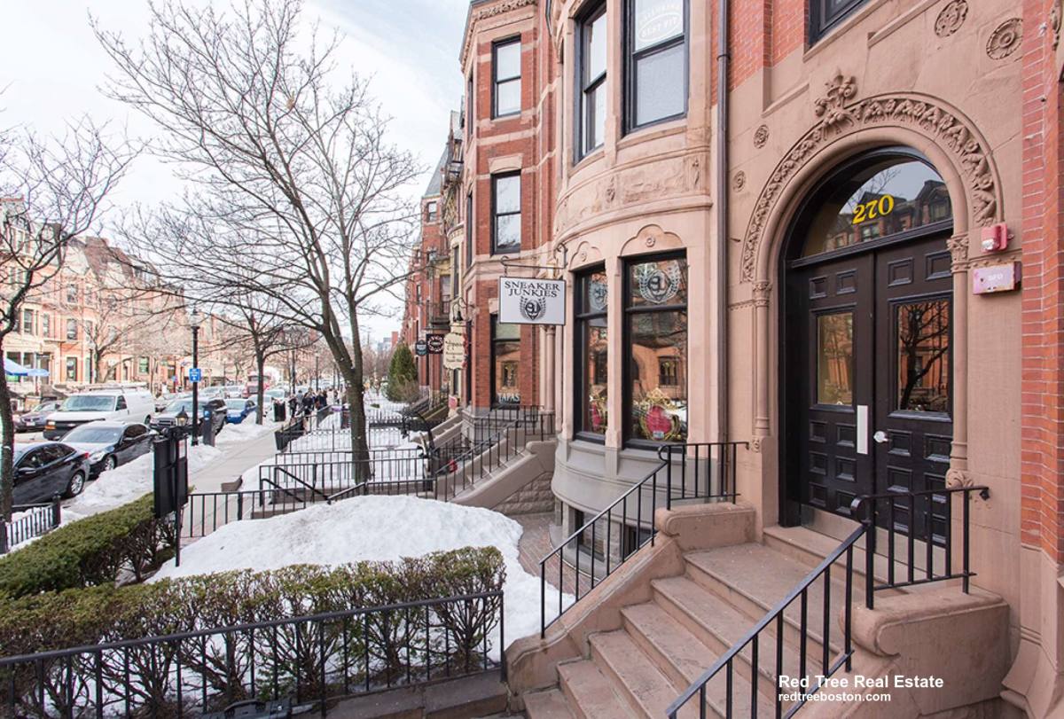 Apartment for rent at 270 Newbury St #6, Boston, MA 02116