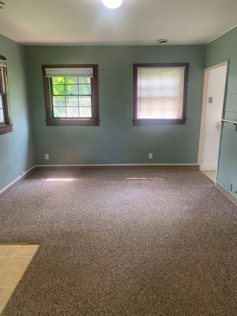 Apartment for rent at 712 1 2 E Cottage Grove Ave, Bloomington, IN 47408