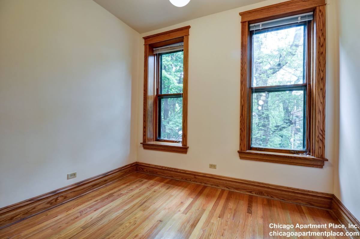 Apartment for rent at 3722 N Fremont St #3, Chicago, IL 60613