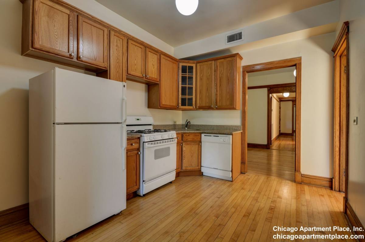 Apartment for rent at 3822 N Sheffield #2, Chicago, IL 60613