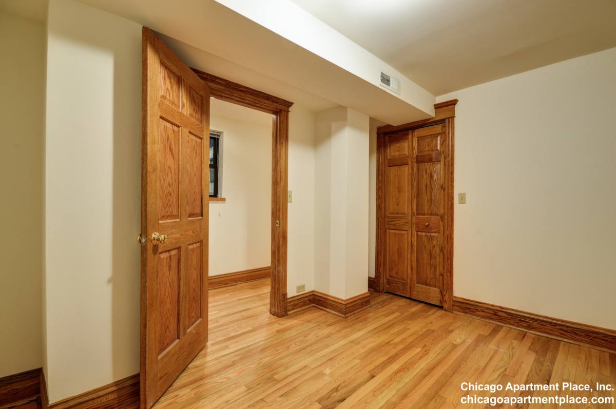 Apartment for rent at 3722 N Fremont #G, Chicago, IL 60613