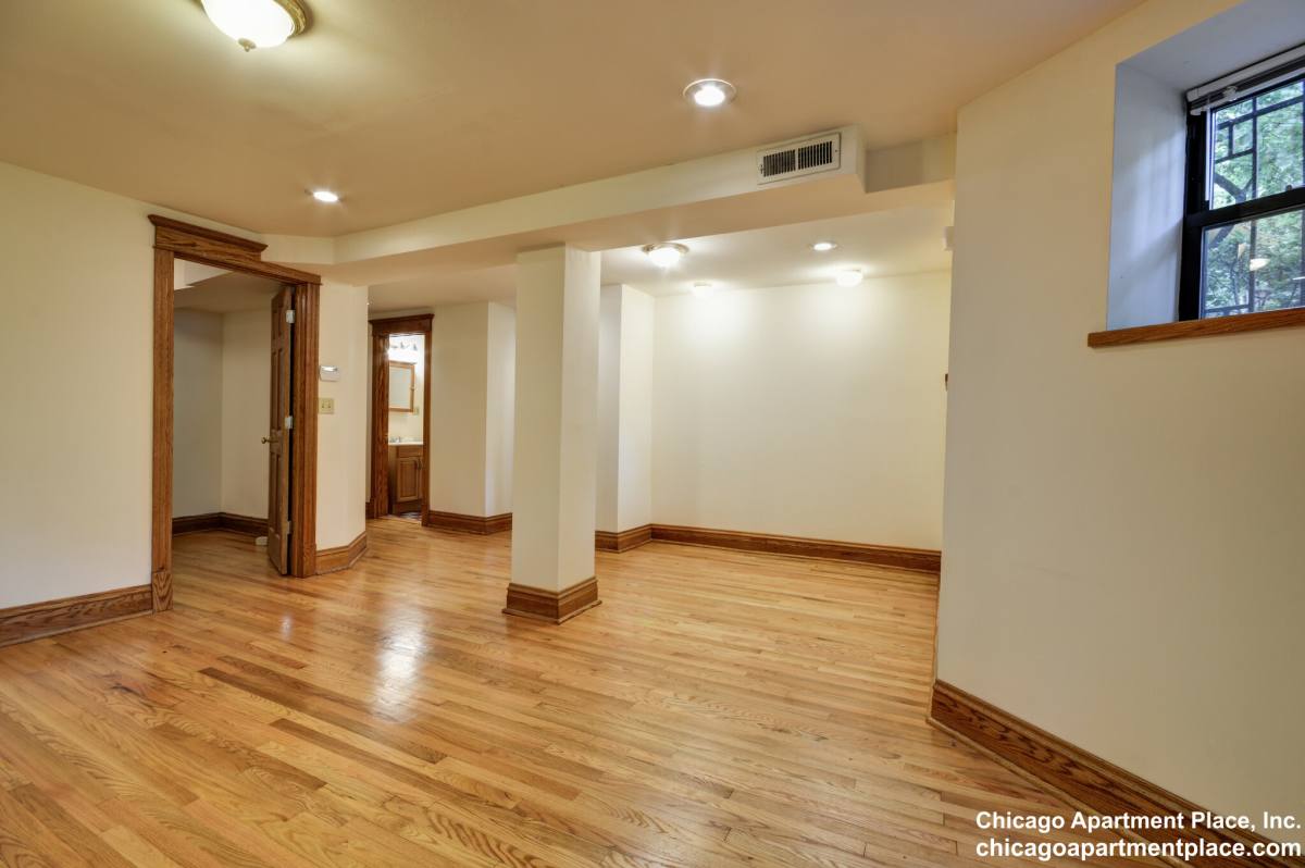 Apartment for rent at 3722 N Fremont #G, Chicago, IL 60613