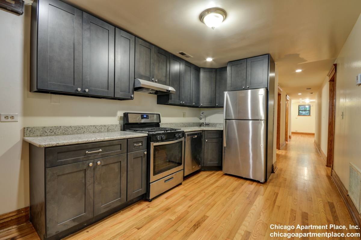 Apartment for rent at 3722 N Fremont #G, Chicago, IL 60613