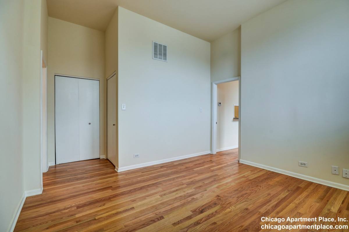 Apartment for rent at 3257 N Sheffield #306, Chicago, IL 60657