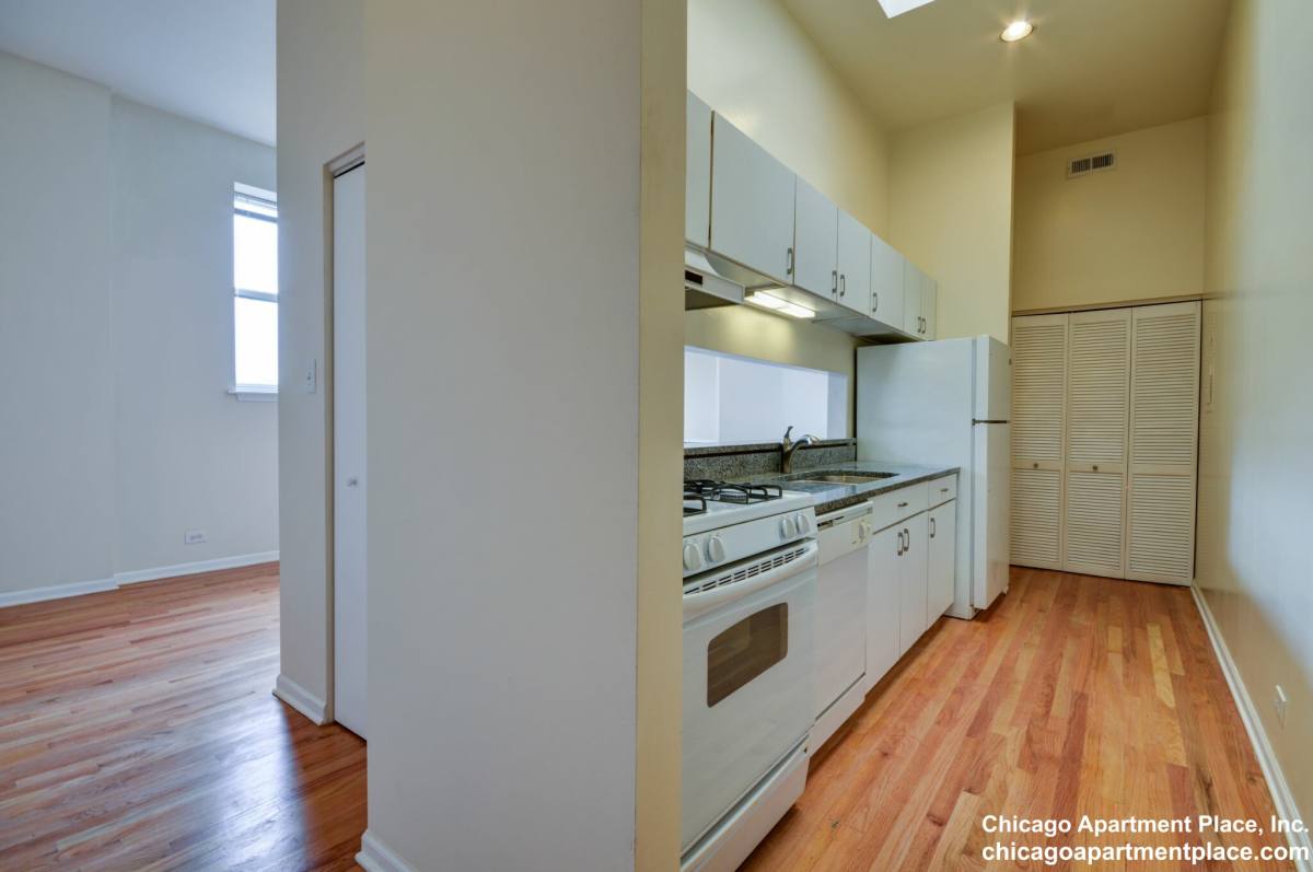 Apartment for rent at 3257 N Sheffield #306, Chicago, IL 60657