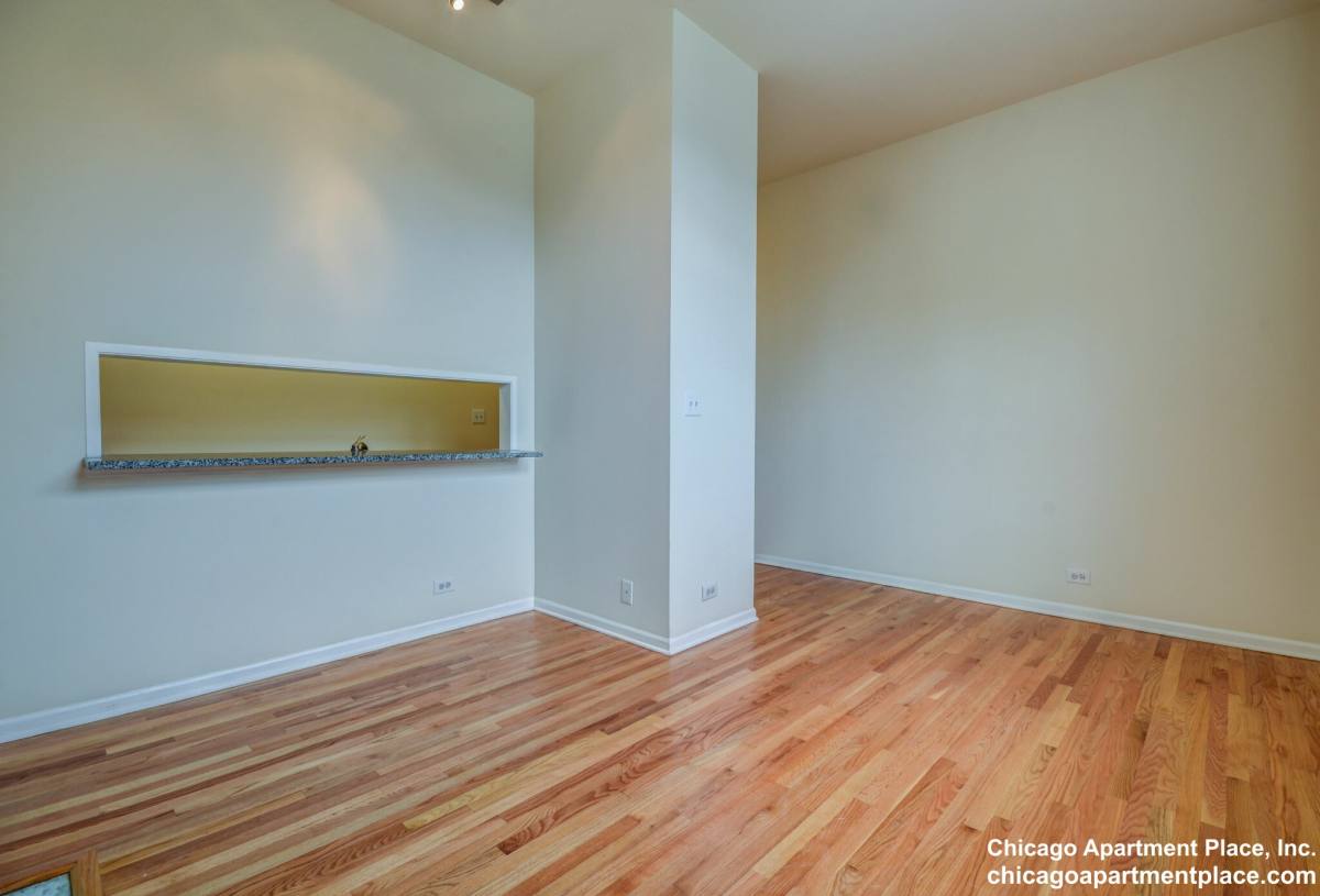 Apartment for rent at 3257 N Sheffield #306, Chicago, IL 60657