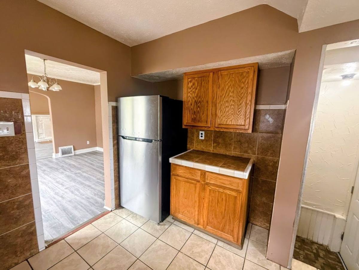 House for rent at 601 Glendora Ave, Akron, OH 44320