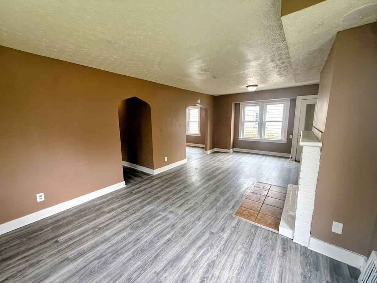 House for rent at 601 Glendora Ave, Akron, OH 44320