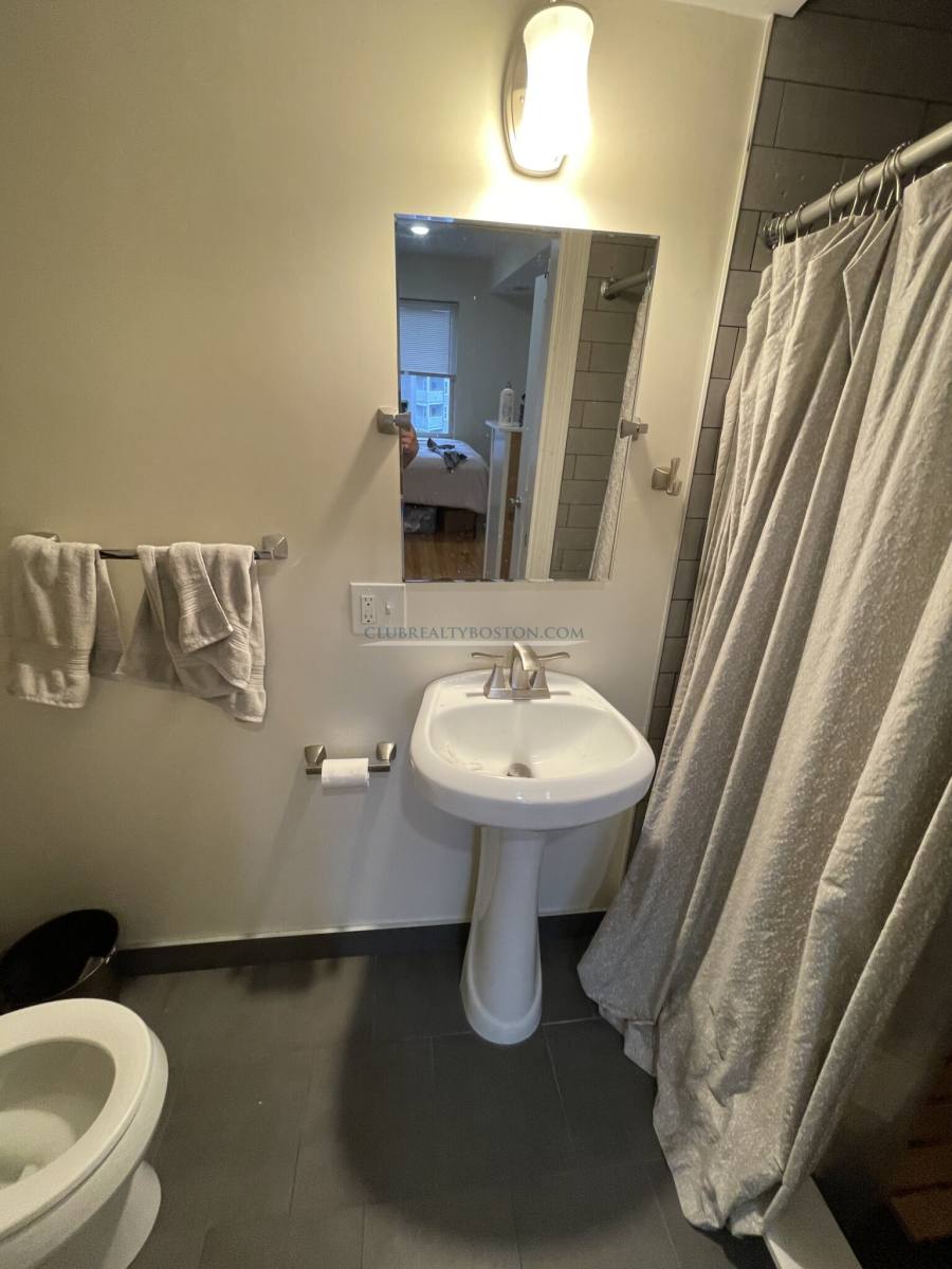 Apartment for rent at 549 Washington St #6, Brighton, MA 02135