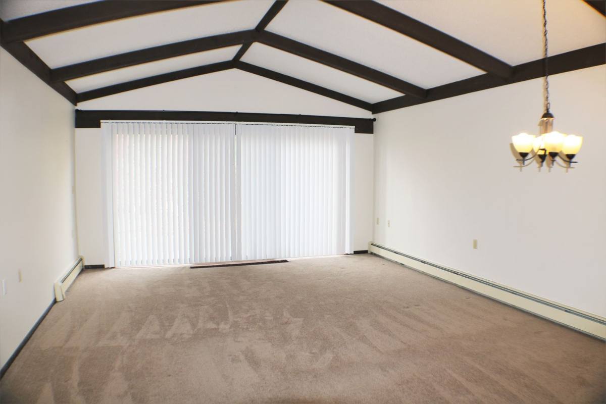 Apartment for rent at 16 Green Mountain Dr, Iowa City, IA 52245