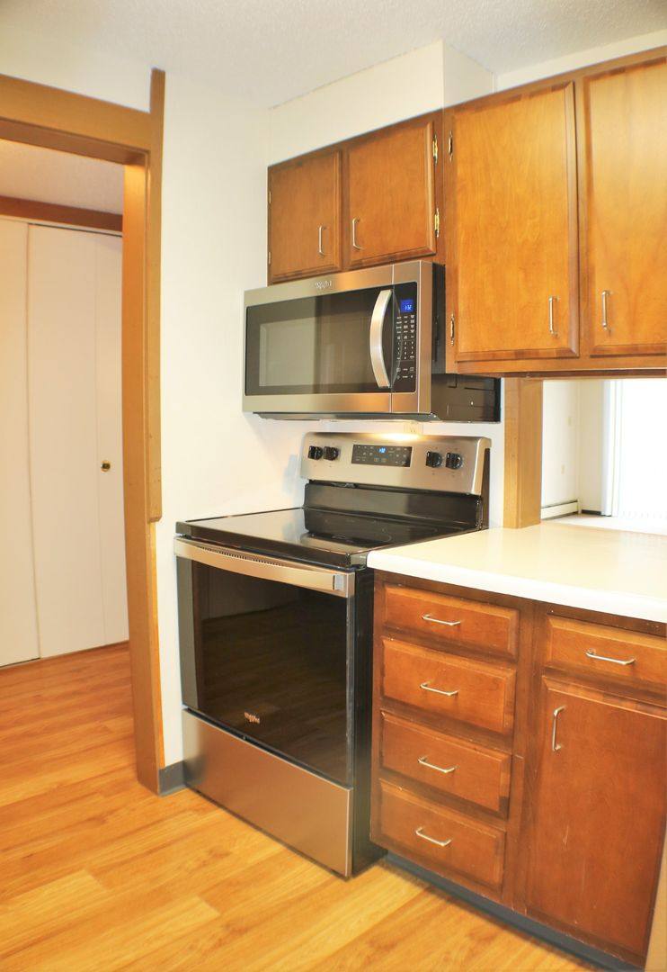 Apartment for rent at 16 Green Mountain Dr, Iowa City, IA 52245