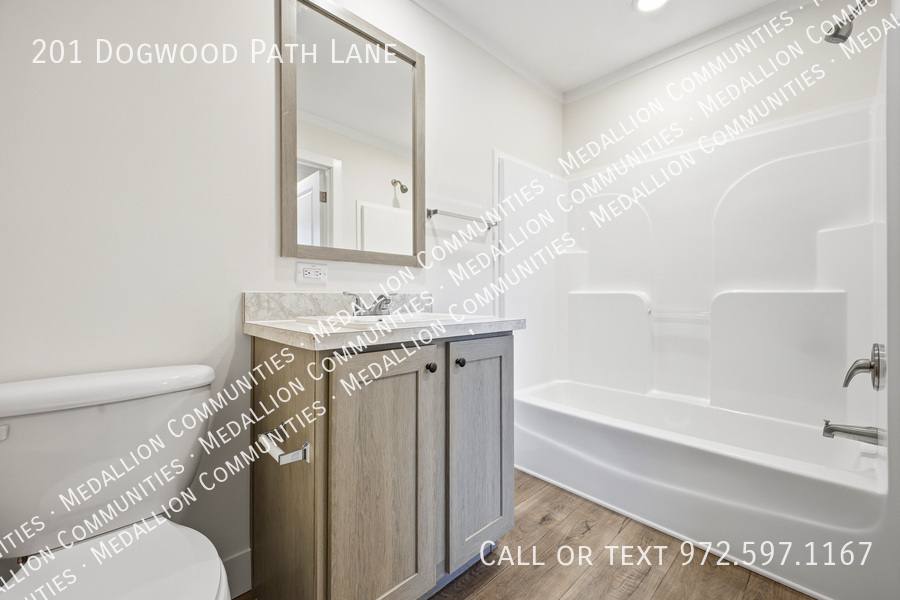 House for rent at 201 Dogwood Path Lane, Hendersonville, NC 28739