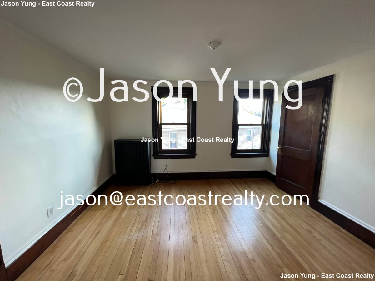 Apartment for rent at 8 Saint James St #8, Newton, MA 02458