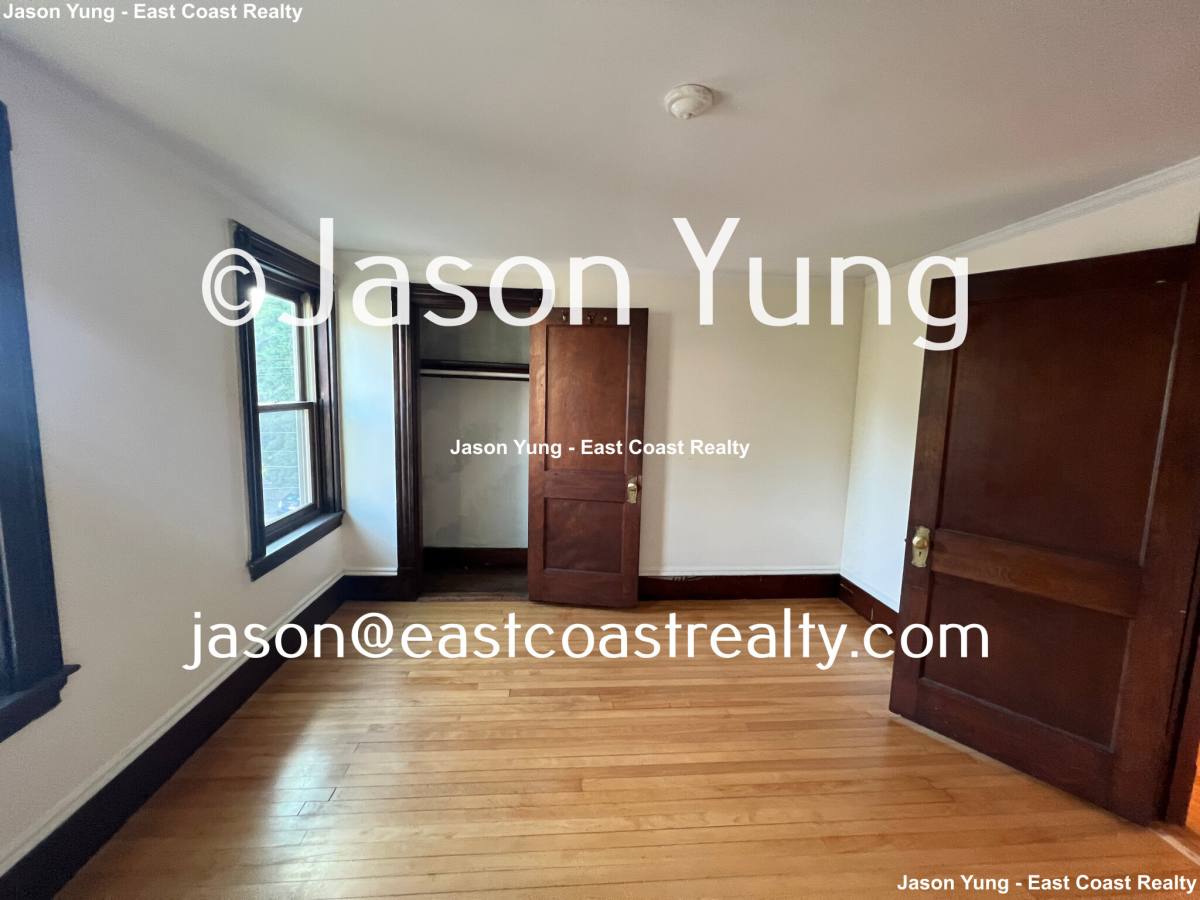 Apartment for rent at 8 Saint James St #8, Newton, MA 02458