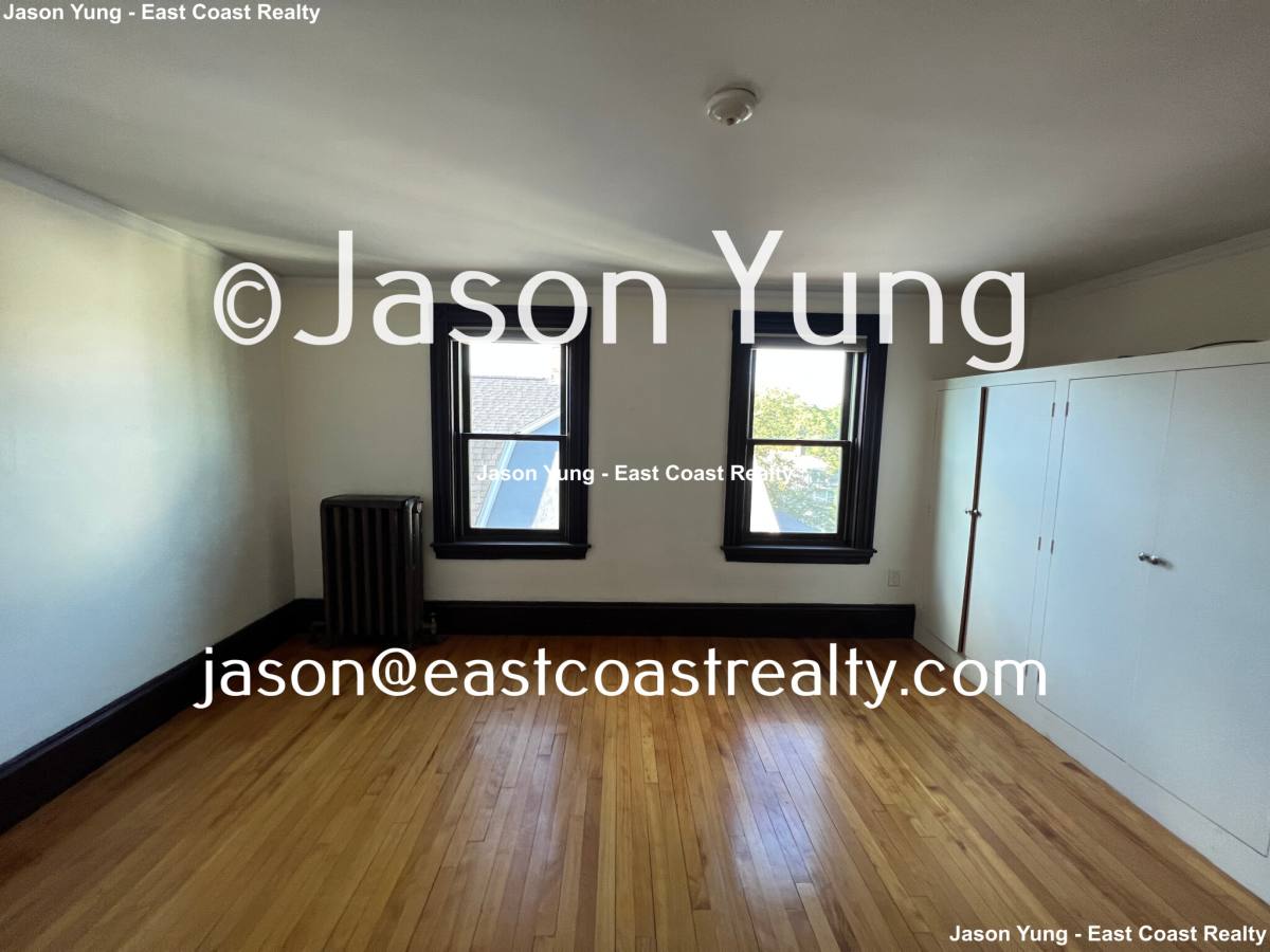Apartment for rent at 8 Saint James St #8, Newton, MA 02458