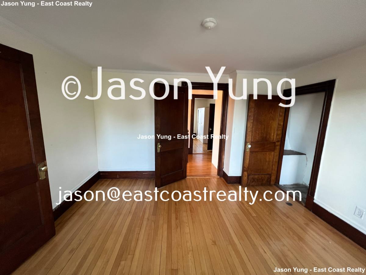 Apartment for rent at 8 Saint James St #8, Newton, MA 02458