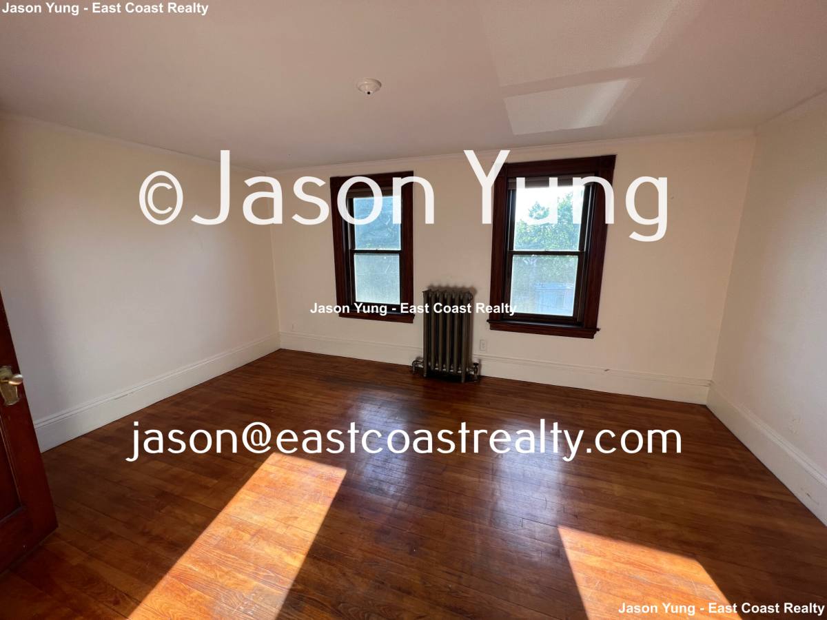 Apartment for rent at 8 Saint James St #8, Newton, MA 02458