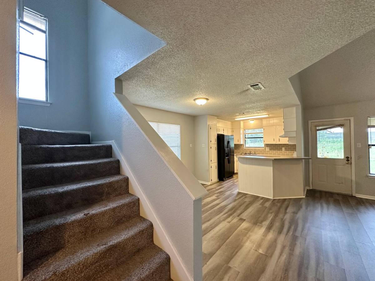 Apartment for rent at 1317 B Opal Dr, Killeen, TX 76543