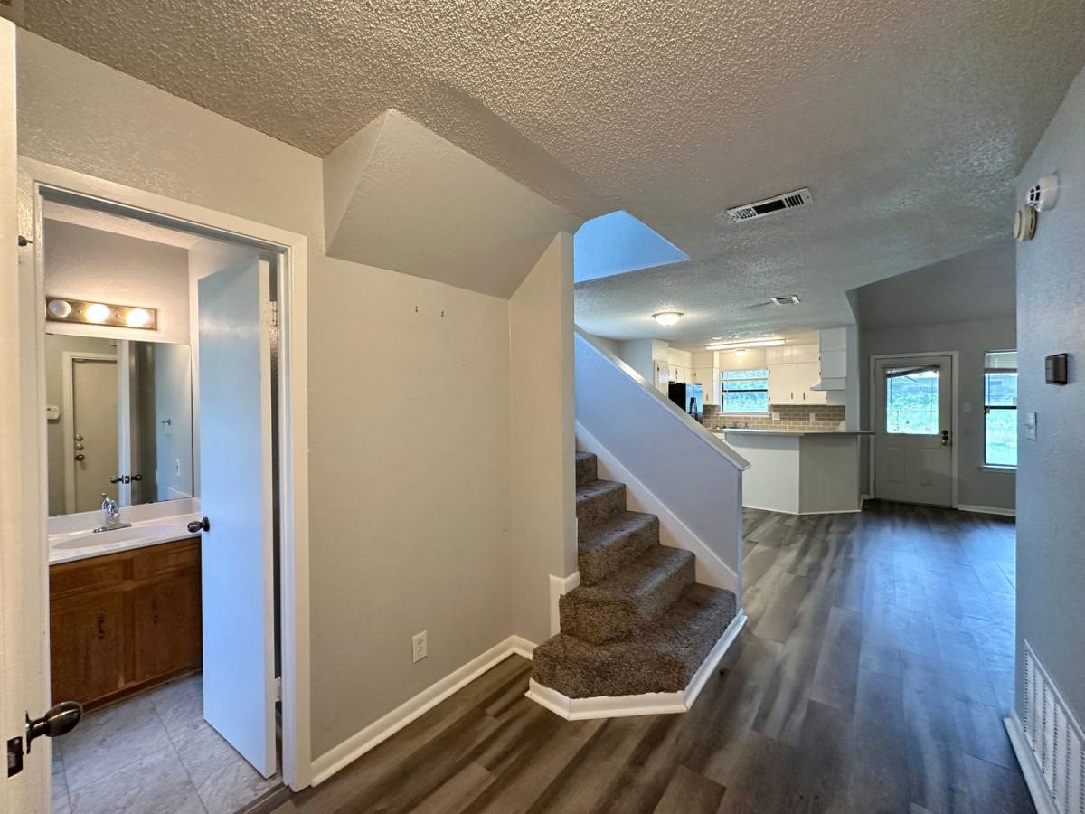 Apartment for rent at 1317 B Opal Dr, Killeen, TX 76543