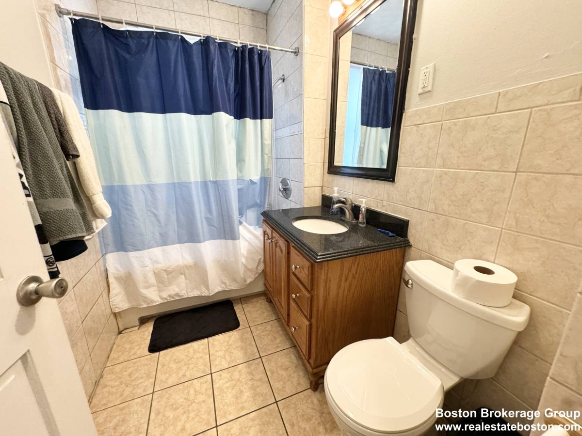 Apartment for rent at 157 E Cottage St #1, Dorchester, MA 02125