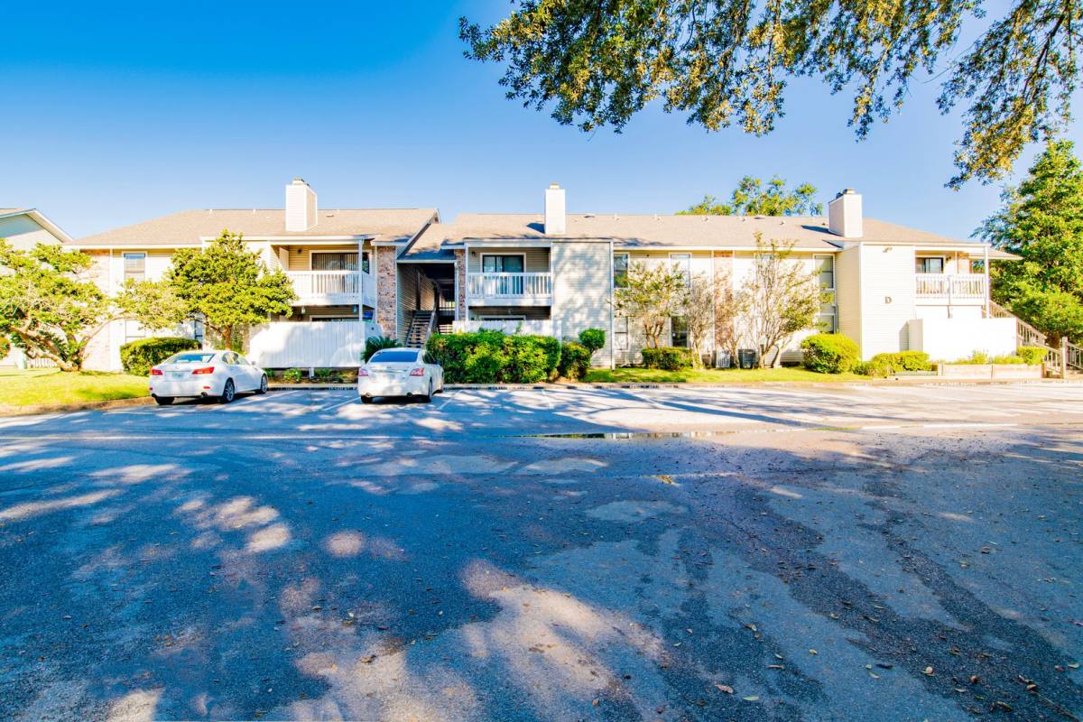 Condo for rent at 7171 N 9th Ave, Pensacola, FL 32504