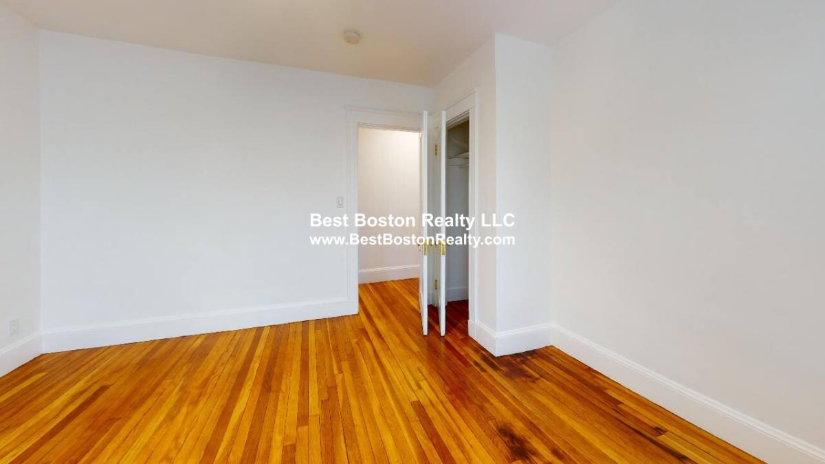 Apartment for rent at 58 Wilbur St #1, Everett, MA 02149