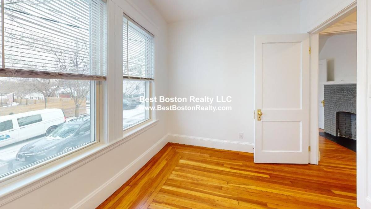 Apartment for rent at 58 Wilbur St #1, Everett, MA 02149