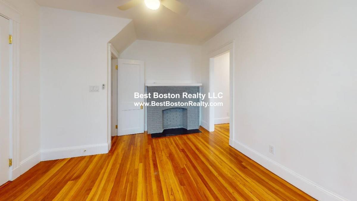 Apartment for rent at 58 Wilbur St #1, Everett, MA 02149