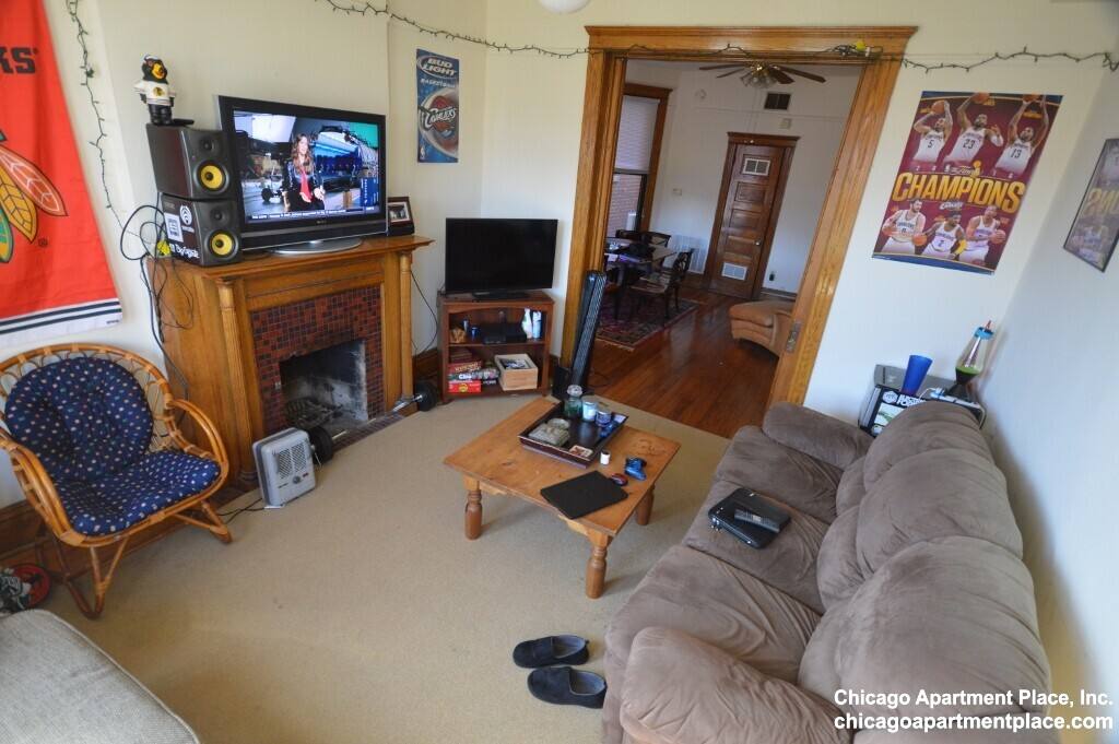 Apartment for rent at 638 W Drummond Place #3F, Chicago, IL 60614